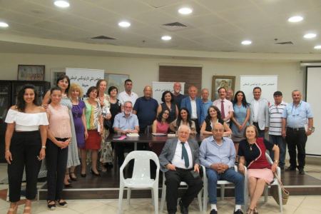 المقدسية نادية حرحش وإشهار كتابيها في نادي حيفا الثقافي